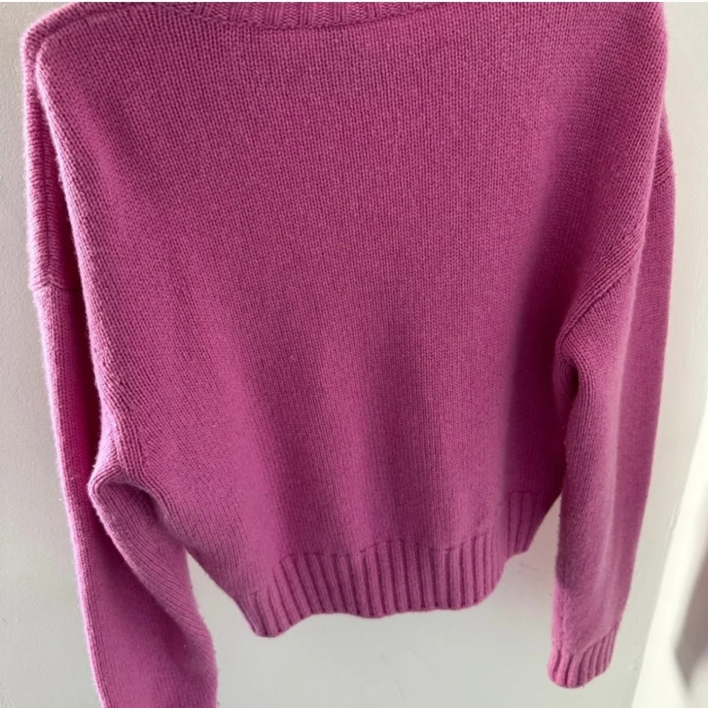 HOSTPICK !!!! Chanel Cashmere Sweather